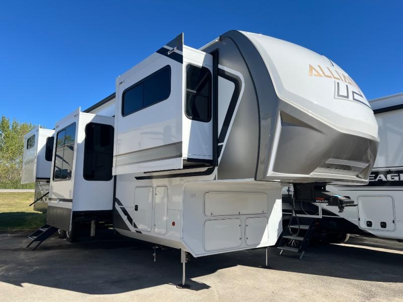 New 2025 Alliance RV Paradigm 385FL Fifth Wheel at Bish's RV