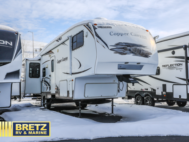 Used 2009 Keystone RV Sprinter Copper Canyon 330FWRET Fifth Wheel