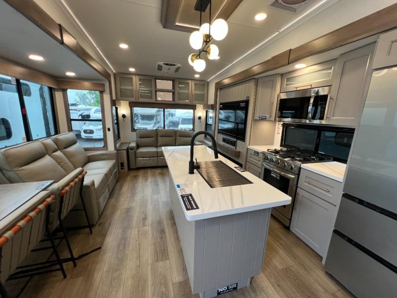 unit_photo_2025050305131270438