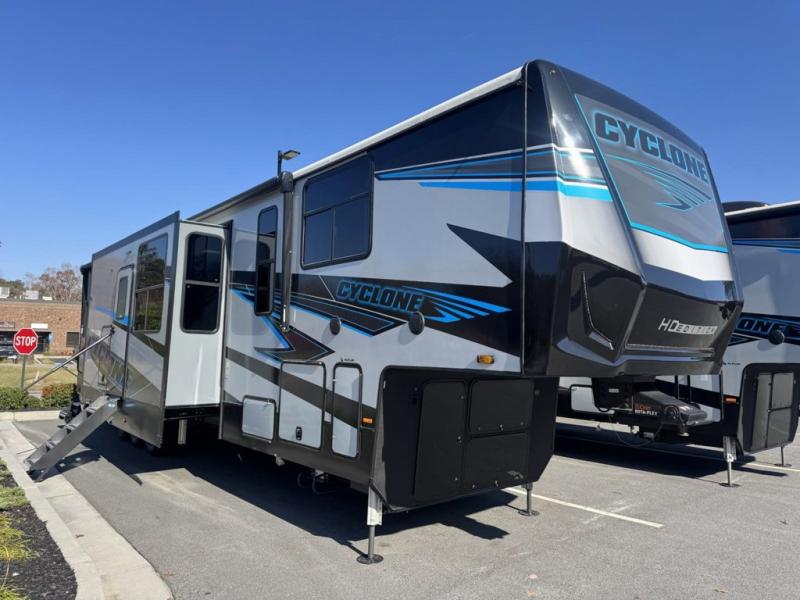 New 2025 Heartland Cyclone 4006 Toy Hauler Fifth Wheel at Open