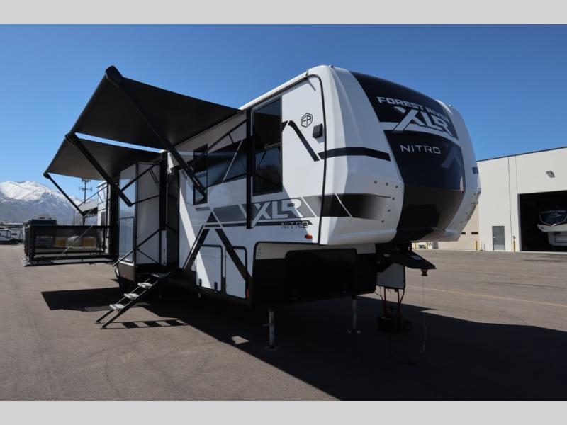 New 2025 Forest River RV XLR Nitro 40BAR13 Toy Hauler Fifth Wheel