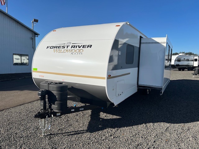 New 2025 Forest River RV Wildwood X-Lite 273QBXL Travel Trailer at